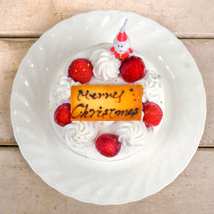 Pick up on December 25th Strawberry Christmas Shortcake  (15cm)